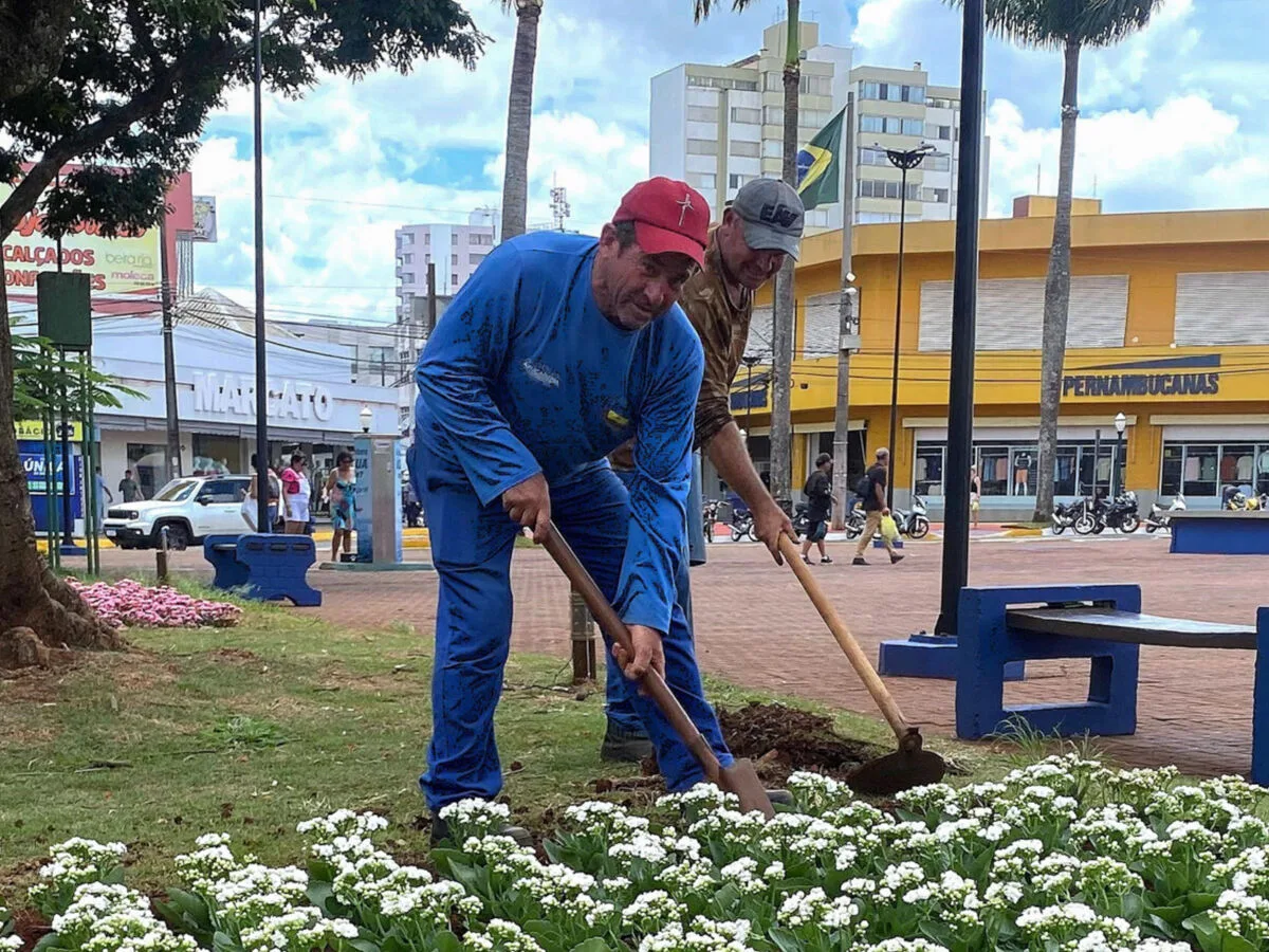 Prefeitura de Apucarana celebra Dia do Servidor Público com ponto facultativo sexta-feira