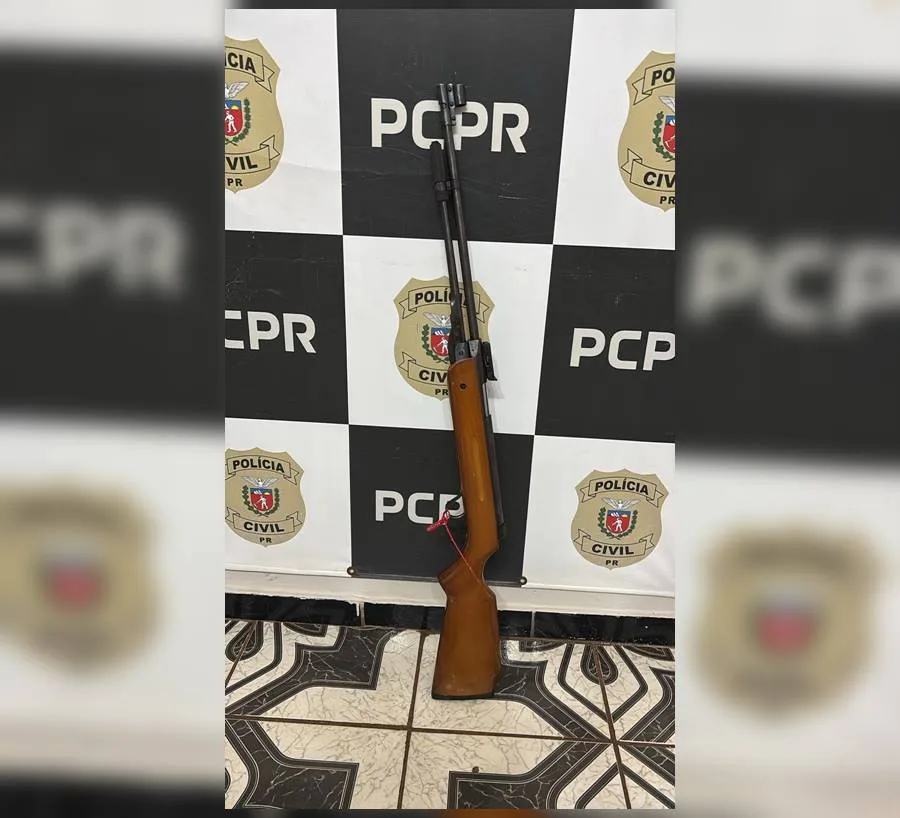 FAXINAL – Polícia Civil prende homem após encontrar arma de fogo durante cumprimento de mandado
