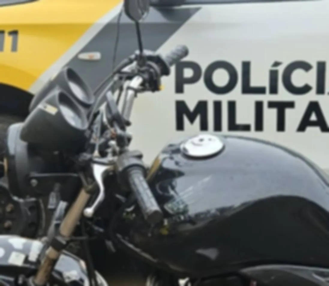 FAXINAL – Fiscalizações de trânsito resultam em motos recolhidas e recuperação de veículo com alerta