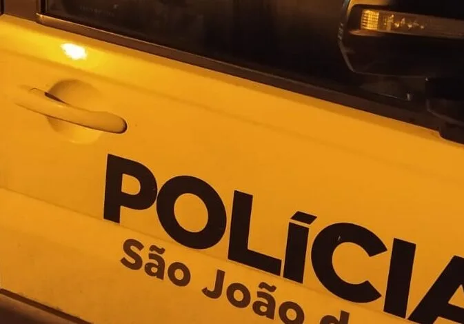 SÃO JOÃO – Morador é preso após ameaçar matar a própria irmã e persegui-la com faca