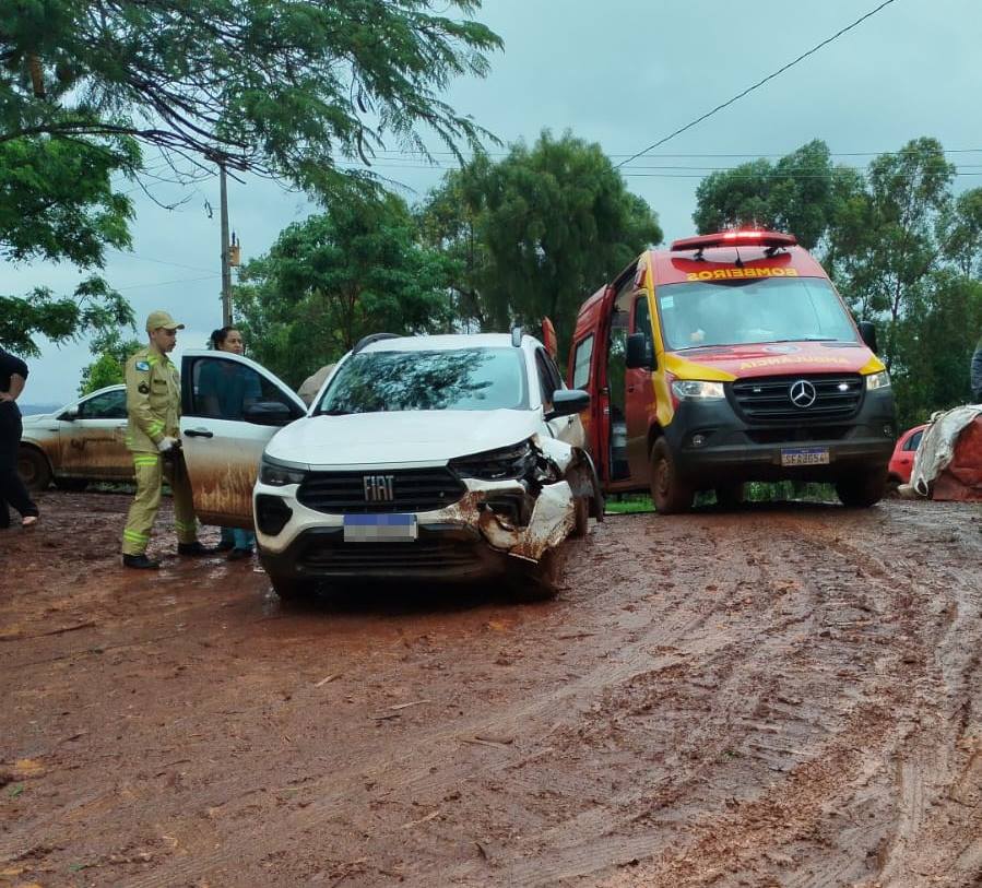 ACIDENTE – Colisão na estrada do Assentamento 8 de Abril em Jardim Alegre