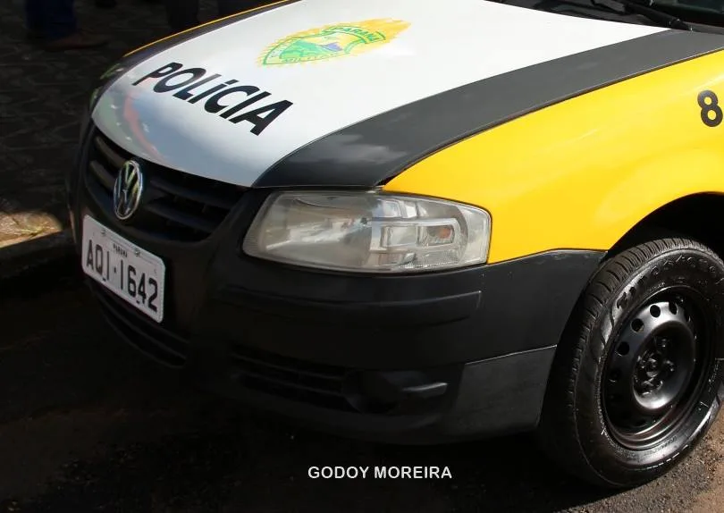 GODOY MOREIRA – Homem foge ao ver viatura e PM apreende maconha em residência