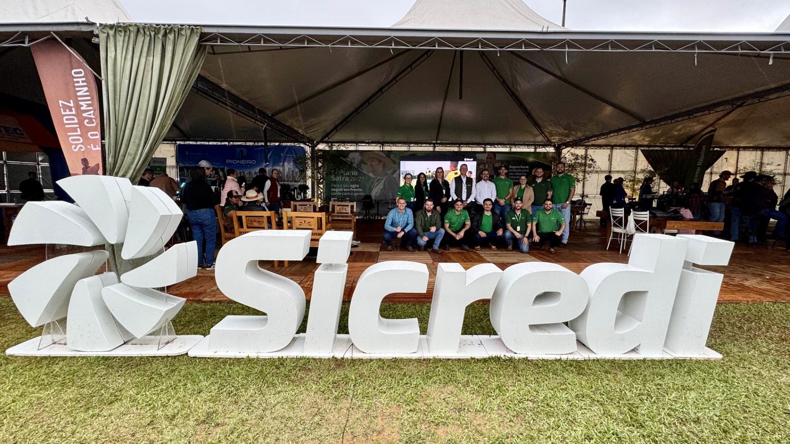 Sicredi participa da 2ª edição do Vale do Leite e reforça apoio ao desenvolvimento da pecuária leiteira