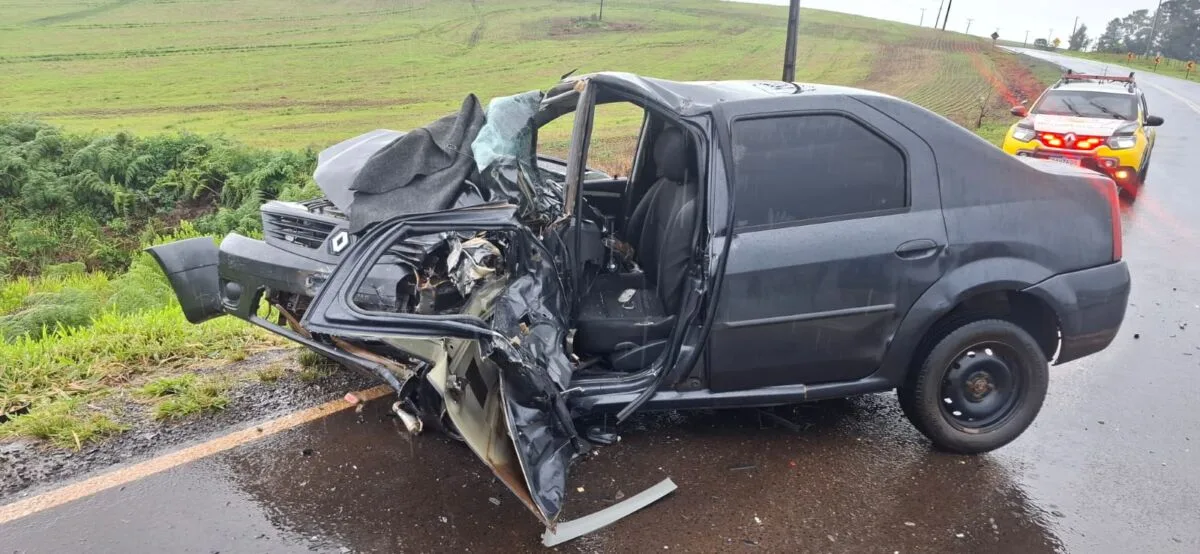 Colisão frontal no Poraná deixa jovem gravemente ferido na PR-456