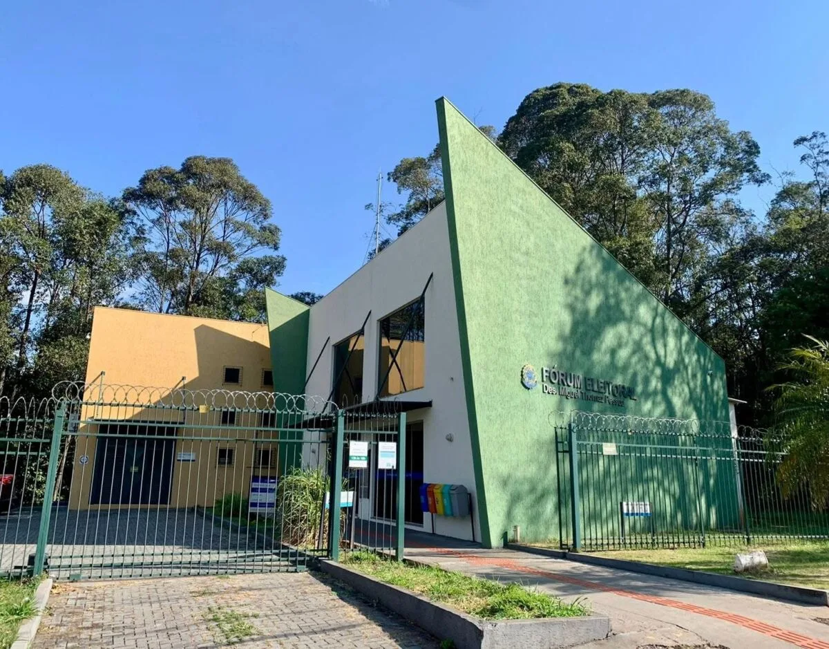 APUCARANA – Justiça Eleitoral orienta eleitores a conferirem local de votação para o segundo turno das eleições