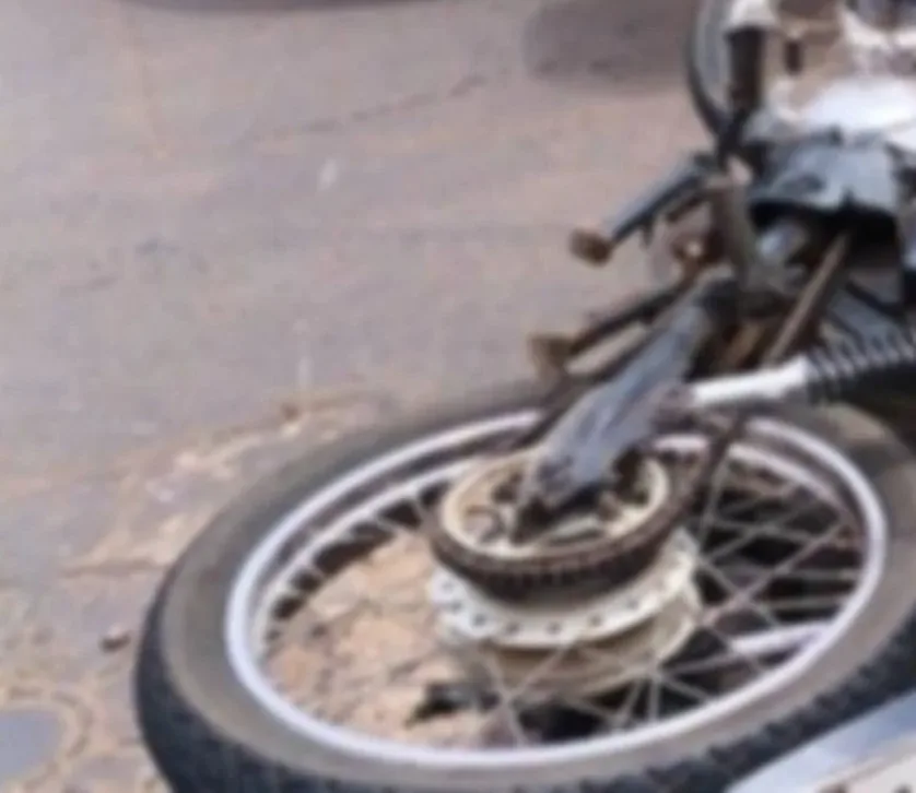 IVAIPORÃ – Queda de moto após ataque de cachorro e batida contra muro