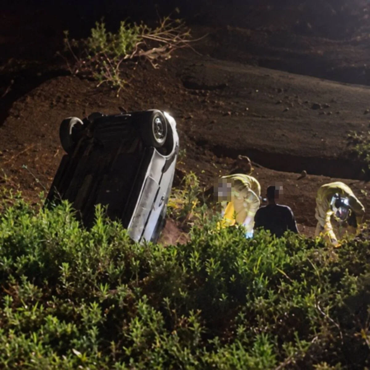JARDIM ALEGRE – Carro cai em barranco e mulher sofre ferimentos