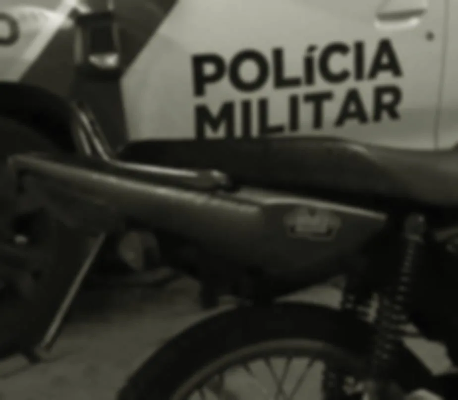 BORRAZÓPOLIS – Motociclista empina moto, foge da Polícia Militar e acaba detido