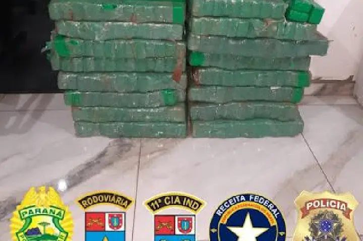 TRÁFICO - Grande quantidade de droga apreendida no Paraná