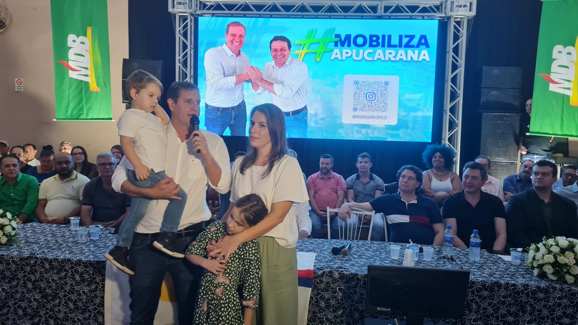 APUCARANA - Com apoio do prefeito Junior, 