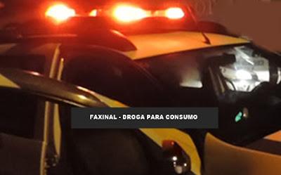 FAXINAL - Polícia apreende porções de cocaína ao abordar Corsa